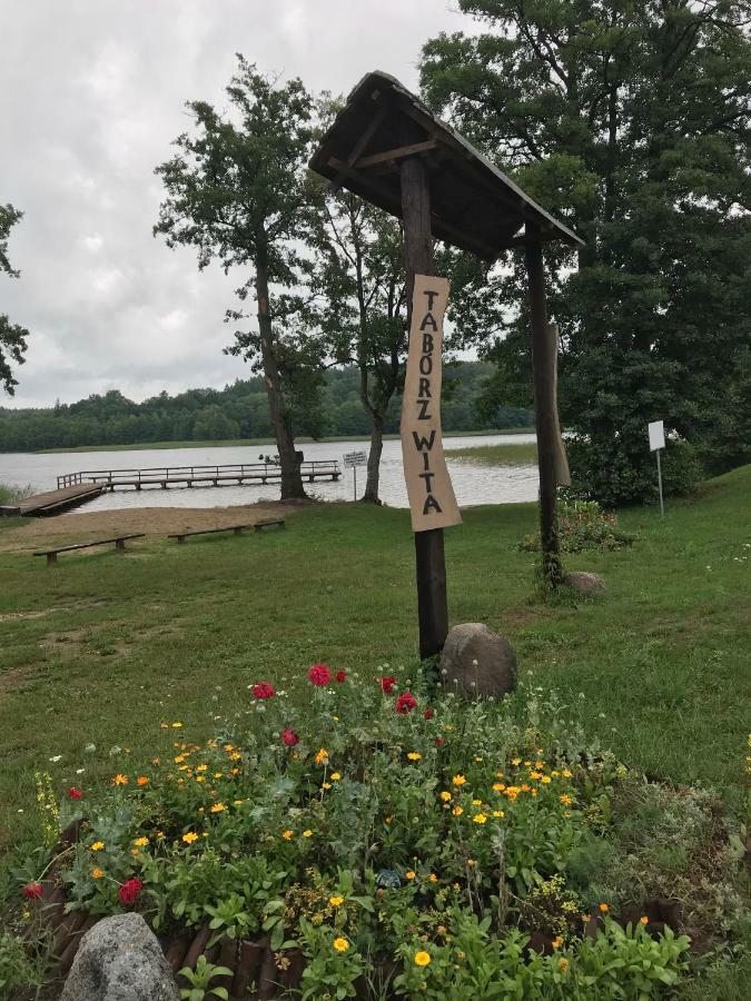 Dom Goscinny Mirabelka Łukta Buitenkant foto
