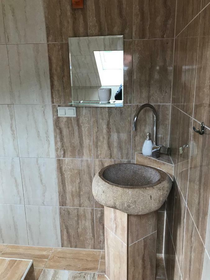 Dom Goscinny Mirabelka Łukta Buitenkant foto